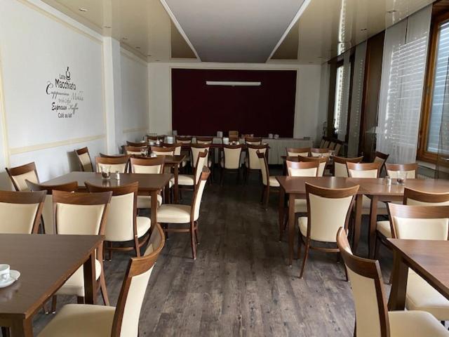 Hotel Poock هان المظهر الخارجي الصورة
